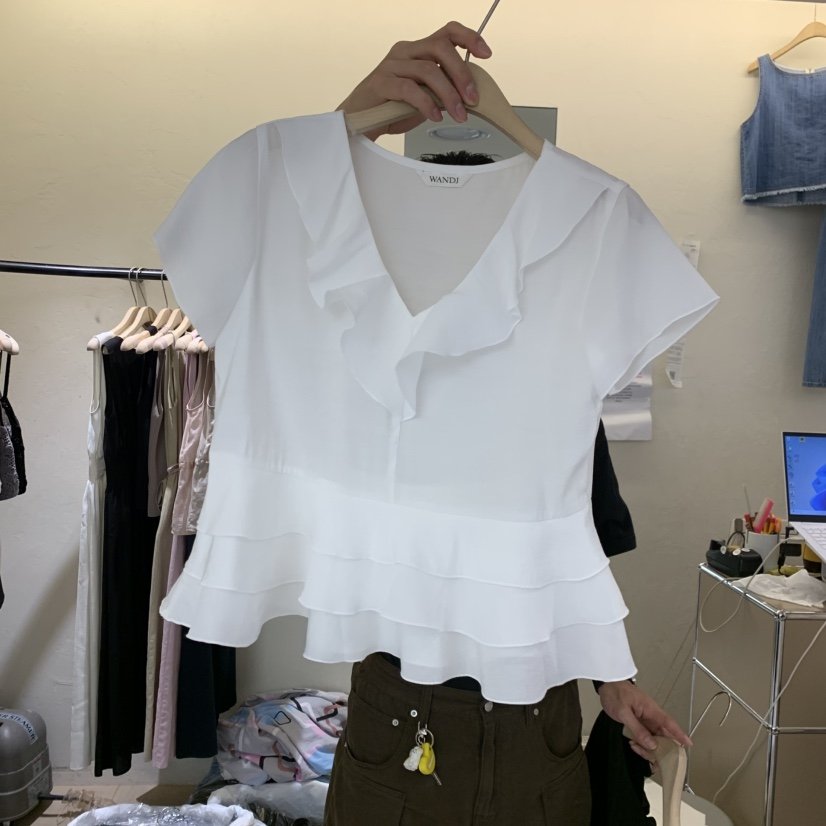 W AND J韓國直郵實拍女裝新款休閑襯衫蕾絲衫荷葉邊多層W AND J襯衫/蕾絲衫