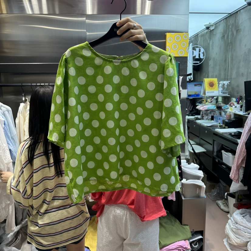 RUNWAY-런웨이韓國東大門直郵女士新品26春夏襯衫蕾絲衫亞麻圓點RUNWAY襯衫/蕾絲衫
