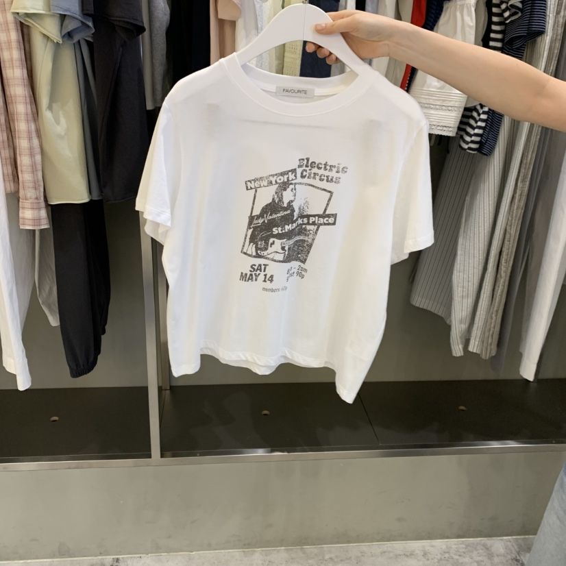 FAVE/FAVOURITE韓國直郵女士新品職業熱賣人氣休閑T恤印花FAVE/FAVOURITET恤