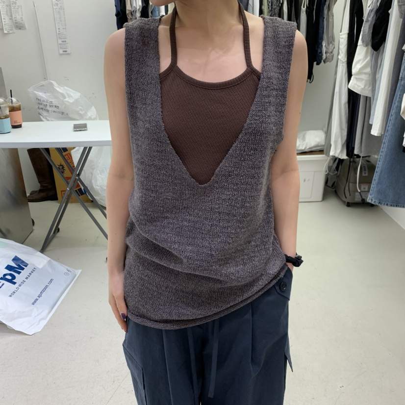 PADO韓國東大門代購女士新品人氣熱賣26春夏馬甲不含內搭深VPADO馬甲