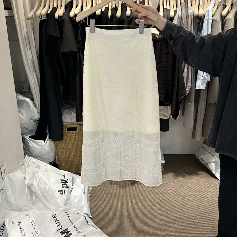 LE BUTTER韓國代購女裝新款人氣26夏季推薦休閑長裙刺繡LE BUTTER長裙