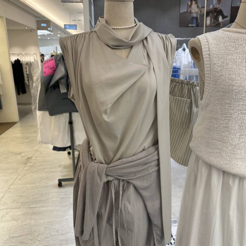 MIXXIN韓國代購女士新品26春夏熱賣休閑人氣吊帶背心含圍巾MIXXIN吊帶/背心