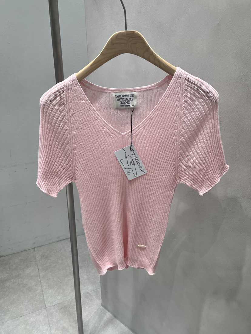 EVERCOMMERCE METICULOUSLY DESIGNED韓國直郵女裝新品熱賣針織衫EVERCOMMERCE METICULOUSLY DESIGNED針織衫