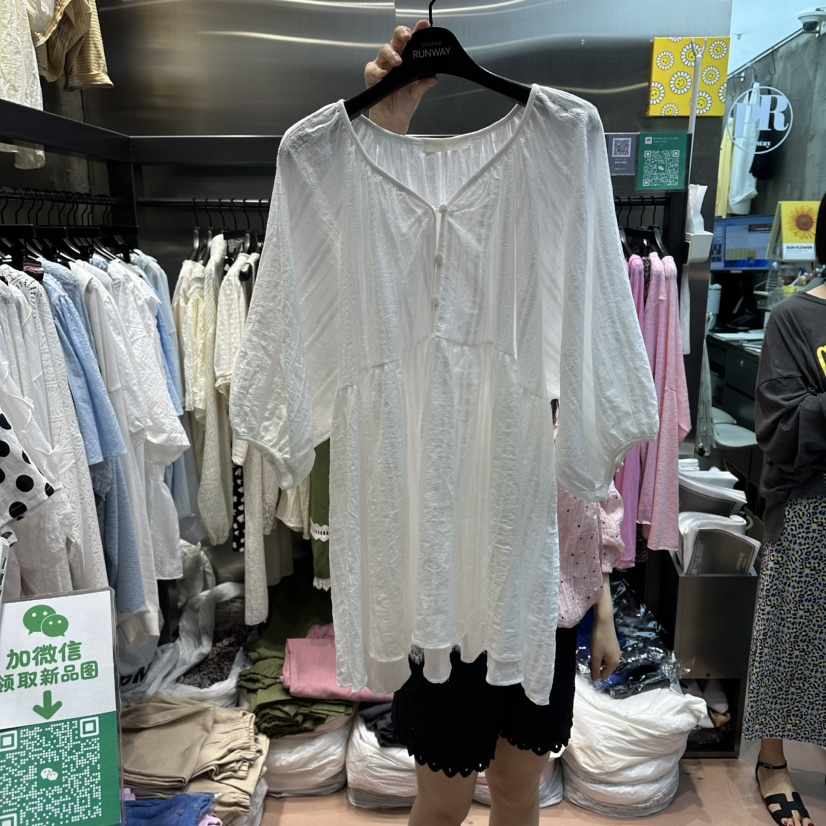 RUNWAY-런웨이韓國東大門代購女裝新款時尚26夏季襯衫蕾絲衫RUNWAY襯衫/蕾絲衫