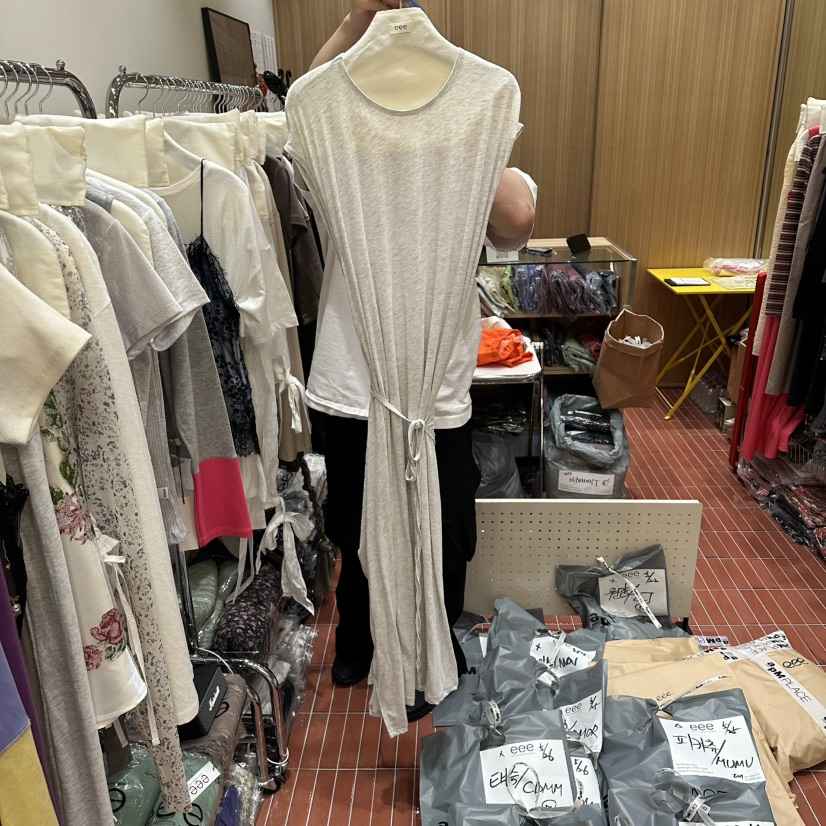 EEE東大門實拍韓國女裝新款26夏季人氣職業時尚熱賣連衣裙EEE連衣裙