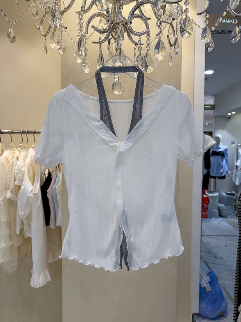 81 MARKET-L韓國直郵女裝新品熱賣26春夏襯衫蕾絲衫假兩件81 MARKET-L襯衫/蕾絲衫