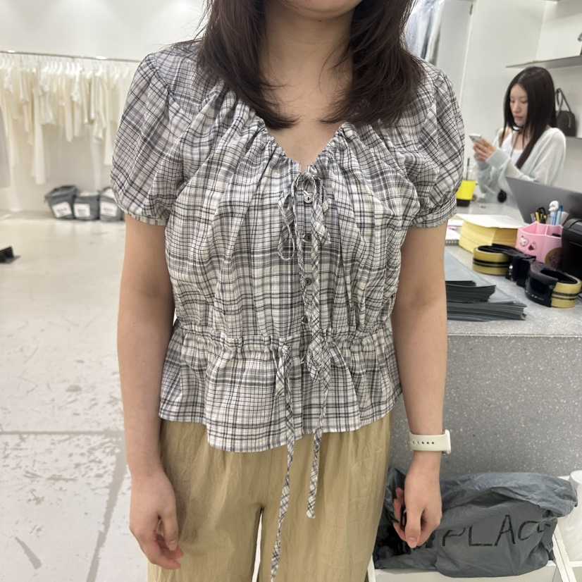 GALLERY-P韓國東大門代購女士新品熱賣26春夏襯衫蕾絲衫格紋GALLERY-P襯衫/蕾絲衫