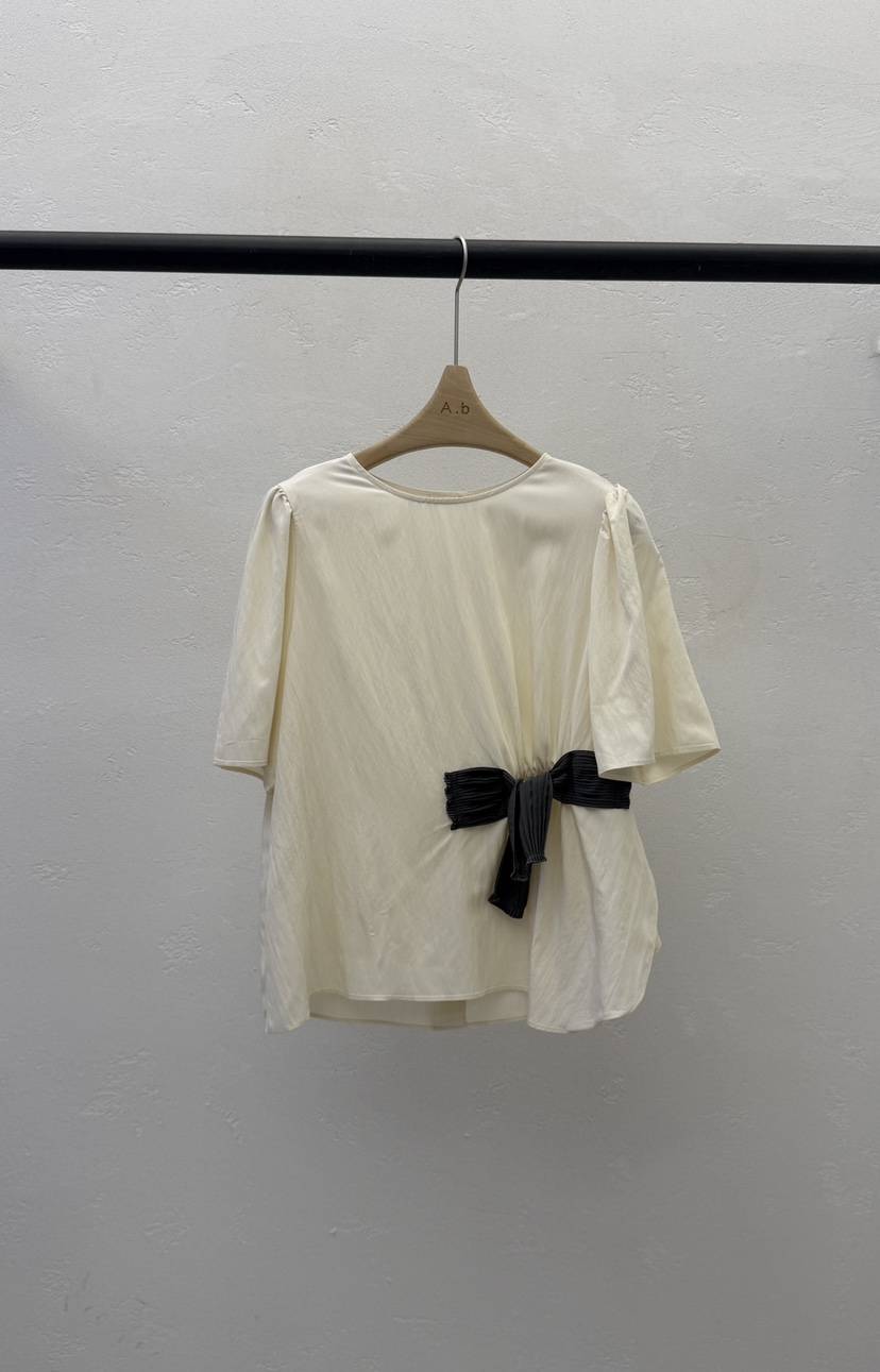 AUTUMN BEIGE-Q東大門實拍韓國女士新款推薦襯衫蕾絲衫褶皺絲帶A.b/AUTUMN BEIGE襯衫/蕾絲衫