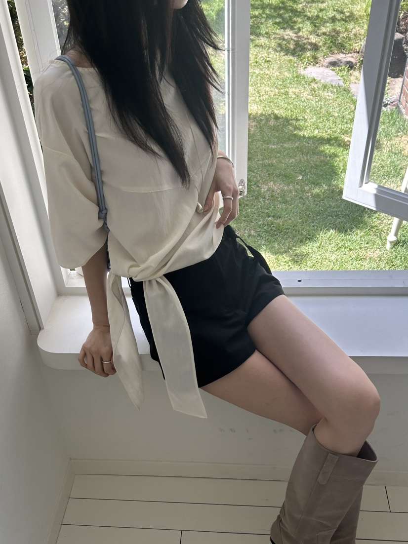 ME MO韓國直郵實拍女裝新品休閑熱賣人氣推薦襯衫蕾絲衫ME MO襯衫/蕾絲衫