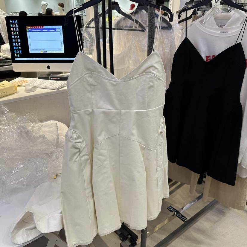 OUTFIT韓國直郵女士新款休閑26春夏推薦職業26夏季連衣裙OUTFIT連衣裙