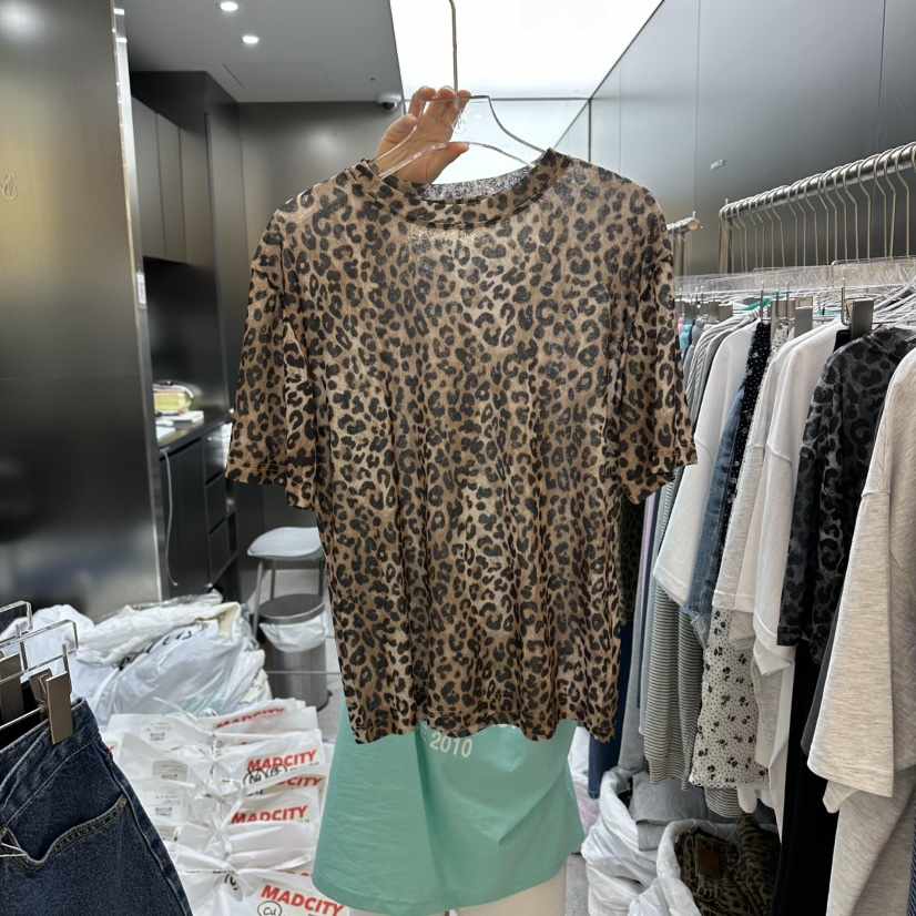 MADCITY/SAGAFURS韓國東大門直郵女裝新品26夏季時尚T恤MADCITY/SAGAFURST恤
