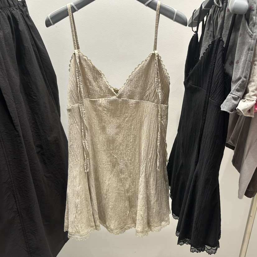 TARABY MOTION韓國東大門直郵女士新品職業26夏季連衣裙TARABY MOTION連衣裙