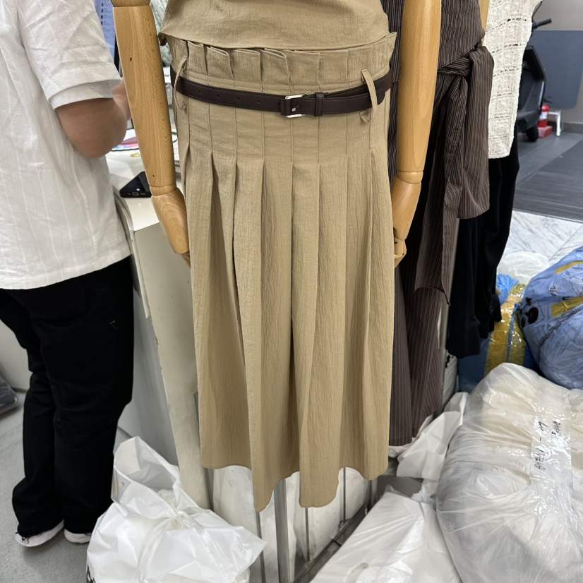 FOUNDATION韓國東大門直郵女士新品職業長裙不含腰帶百褶褶裙SFOUNDATION長裙