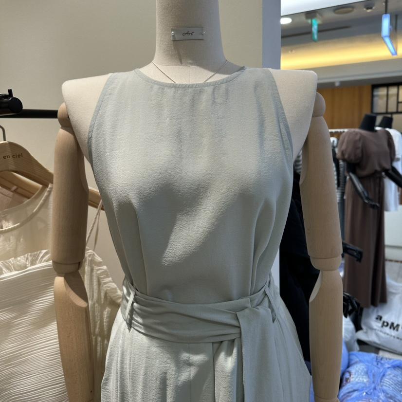 ARC韓國直郵女裝新款熱賣職業時尚26夏季26春夏人氣吊帶背心ARC EN CIEL吊帶/背心