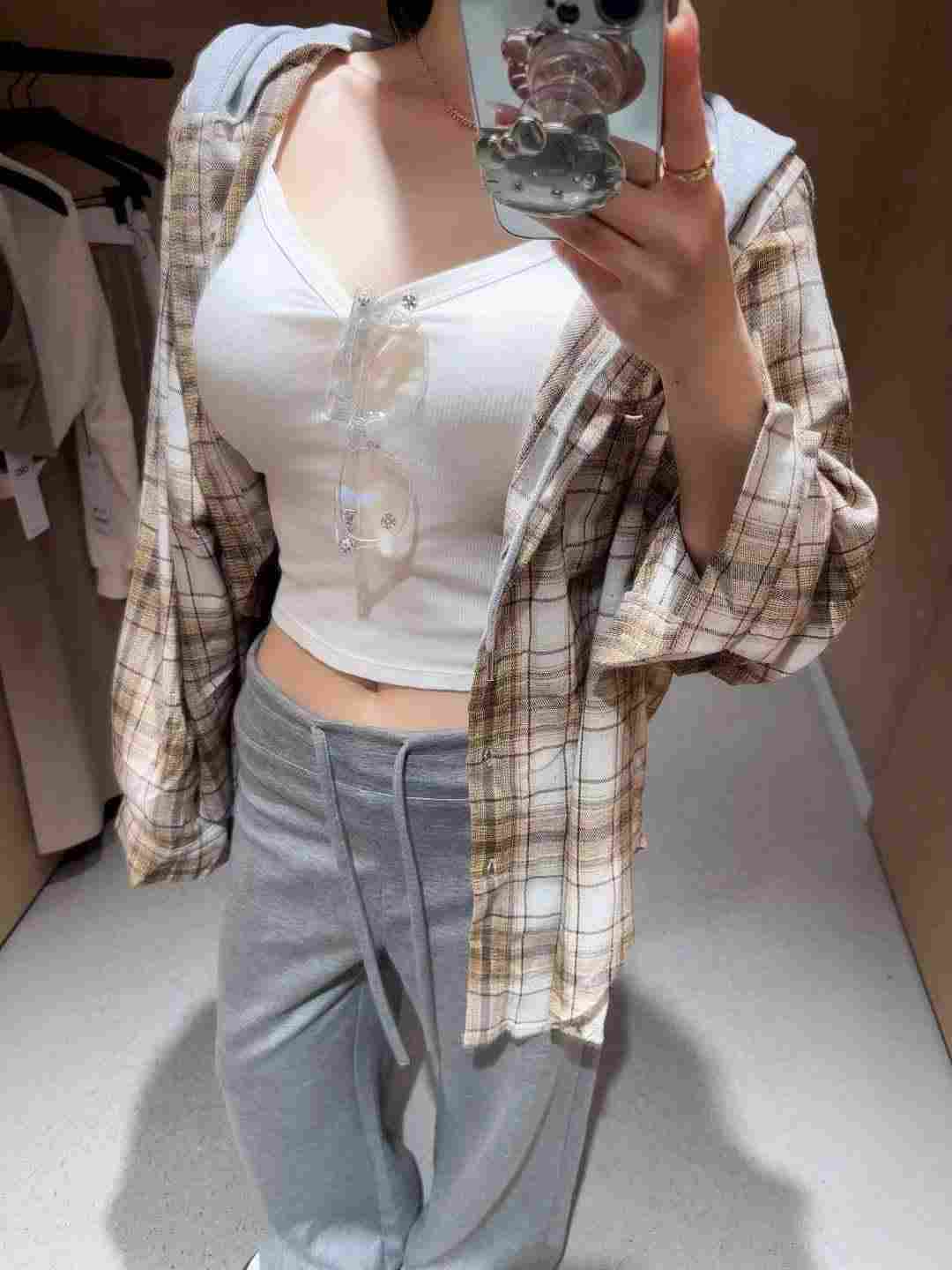 blinque韓國代購女裝新品推薦26夏季襯衫蕾絲衫不含內搭連帽衫blinque襯衫/蕾絲衫