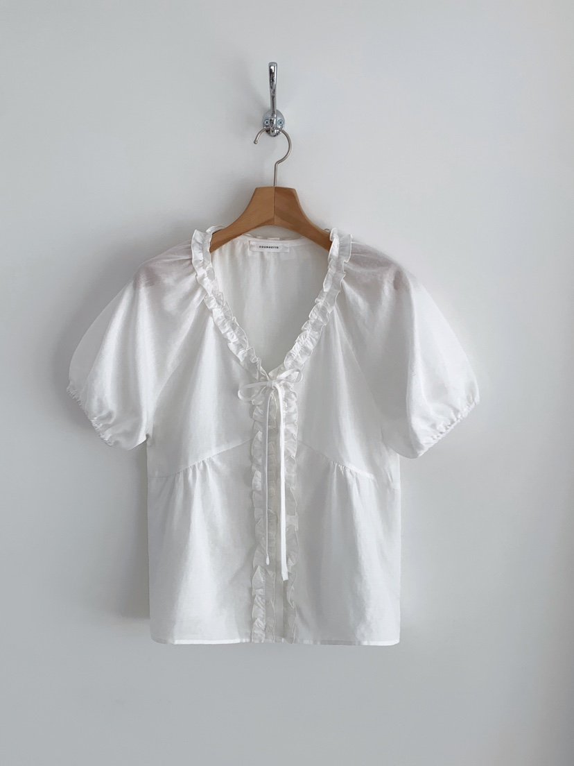 COURGETTE韓國直郵實拍女裝新品熱賣26夏季人氣襯衫蕾絲衫LCOURGETTE襯衫/蕾絲衫