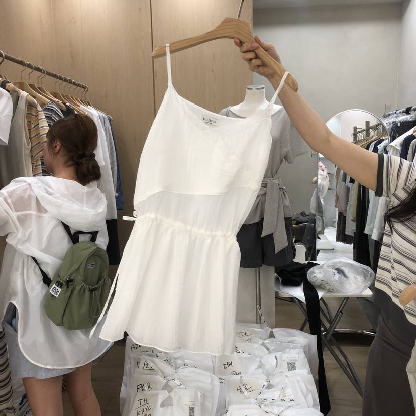 VILLABUTTON韓國代購女士新品26春夏時尚推薦人氣熱賣連衣裙VILLABUTTON連衣裙