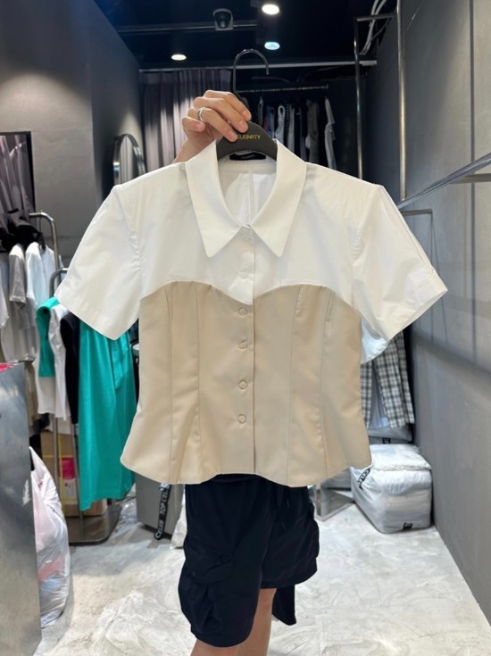 CELEBRITY-A韓國東大門直郵女士新品熱賣襯衫蕾絲衫打折緊身CELEBRITY-A襯衫/蕾絲衫