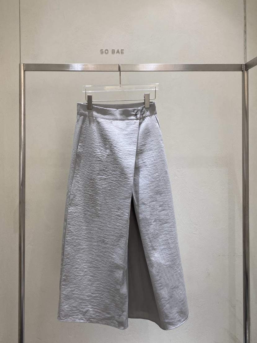 SO BAE韓國直郵實拍女裝新款人氣熱賣26春夏推薦26夏季長裙SSO BAE長裙