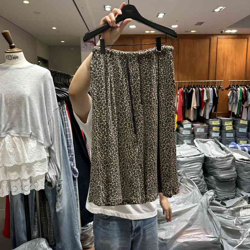 GARMENT-P韓國直郵實拍女士新品推薦人氣短褲華夫格豹紋GARMENT短褲