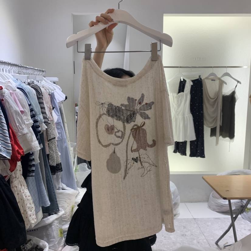 TYCHE韓國直郵實拍女裝新品推薦時尚熱賣人氣T恤不含腰帶TYCHET恤