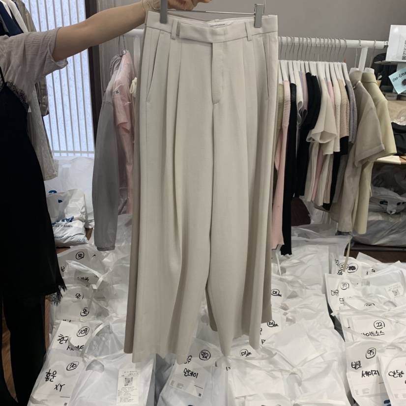 UNDERSTANDING韓國直郵實拍女士新品時尚推薦職業26夏季休閑褲UNDERSTANDING休閑褲