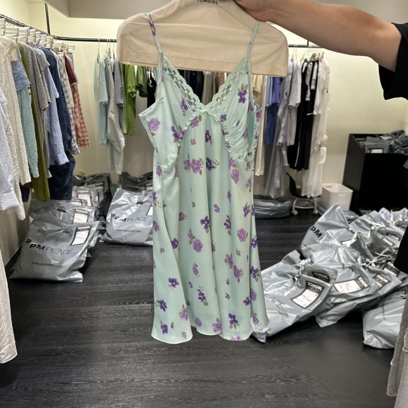 TOMGIRL韓國代購女裝新款熱賣26春夏推薦時尚休閑26夏季連衣裙TOMGIRL連衣裙
