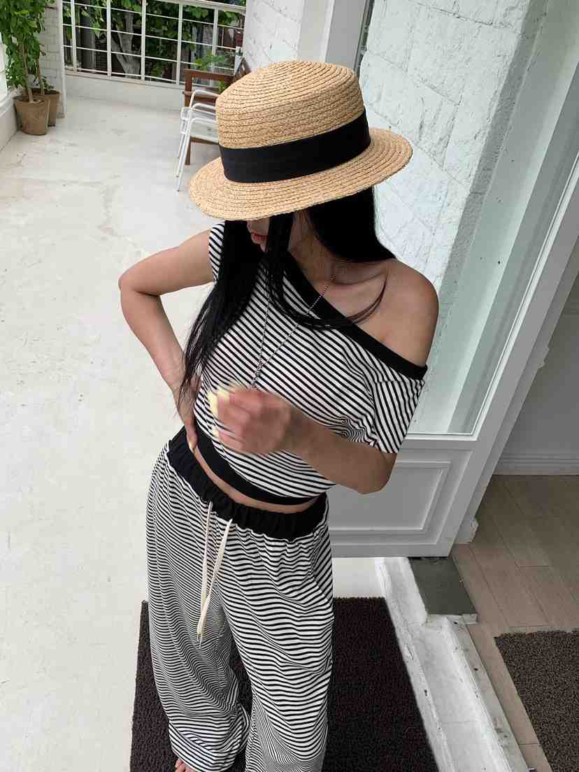 BADCALM韓國直郵女裝新款休閑時尚26春夏人氣推薦26夏季T恤BADCALMT恤