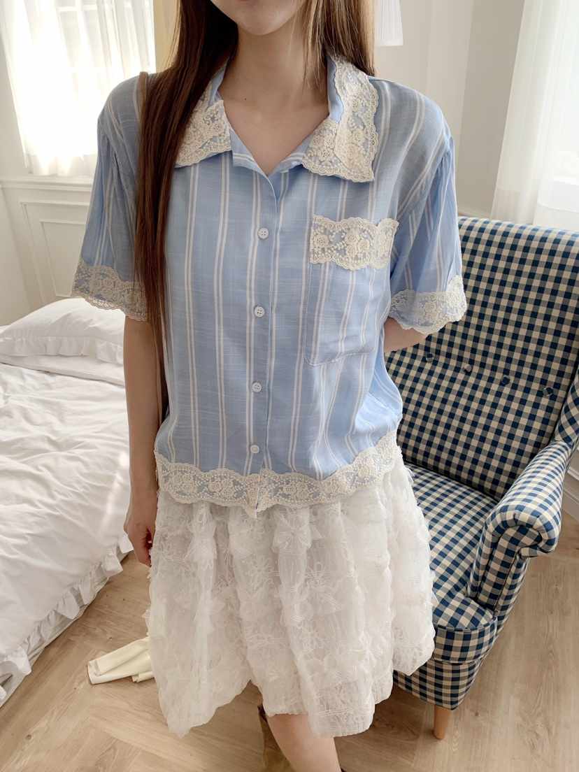 MAISONDEGLORY東大門實拍韓國女裝新款人氣襯衫蕾絲衫亞麻條紋MAISON DE GLORY襯衫/蕾絲衫