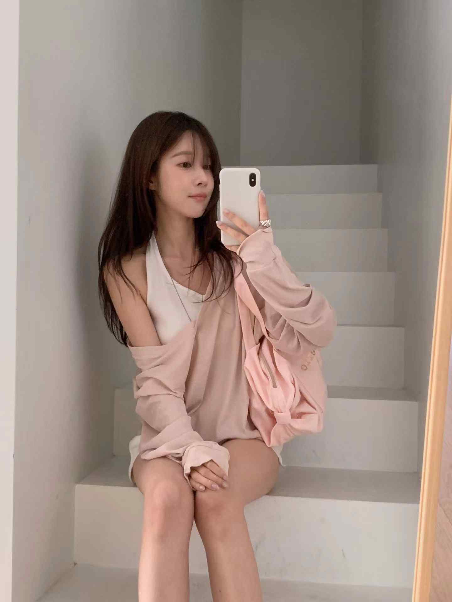 MIELLE-미엘르-OT韓國直郵女士新品休閑長袖T恤不含內搭V領深VMIELLE-2件起長袖T恤