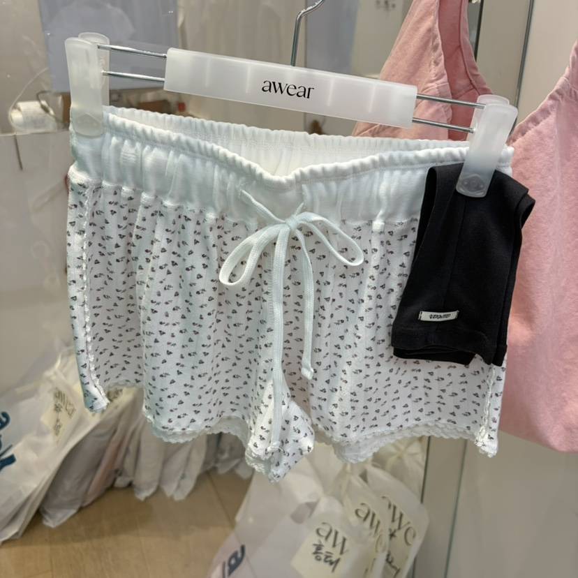 RUMIRU/AWEAR韓國直郵實拍女士新品休閑熱賣職業短褲花朵awear/RUMIRU短褲