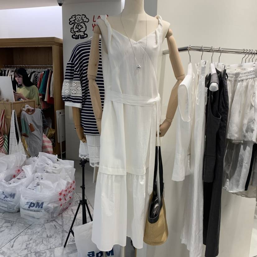 ALMOND韓國代購女裝新品職業推薦人氣休閑連衣裙含腰繩無袖ALMOND連衣裙