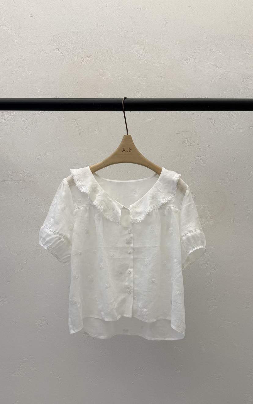 AUTUMN BEIGE-Q韓國直郵女士新款推薦職業襯衫蕾絲衫刺繡A.b/AUTUMN BEIGE襯衫/蕾絲衫