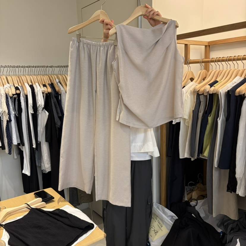 OUTRENE韓國東大門直郵女士新品休閑人氣26夏季熱賣套裝套裝OUTRENE套裝