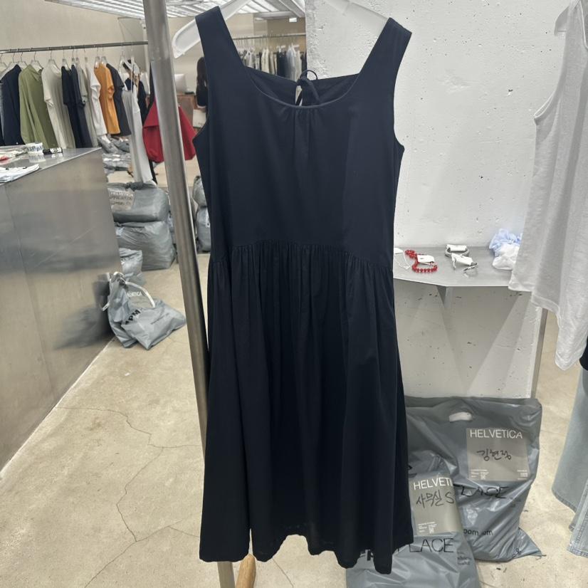 HELVETICA韓國直郵女裝新品人氣26夏季熱賣推薦連衣裙OPSHELVETICA連衣裙