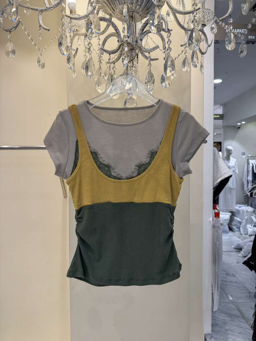 81 MARKET-L韓國直郵實拍女士新品休閑推薦人氣T恤假兩件81 MARKET-LT恤