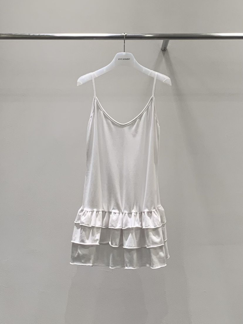 LOVE MOMENT韓國代購女裝新款26夏季吊帶背心荷葉邊無袖LOVE MOMENT吊帶/背心