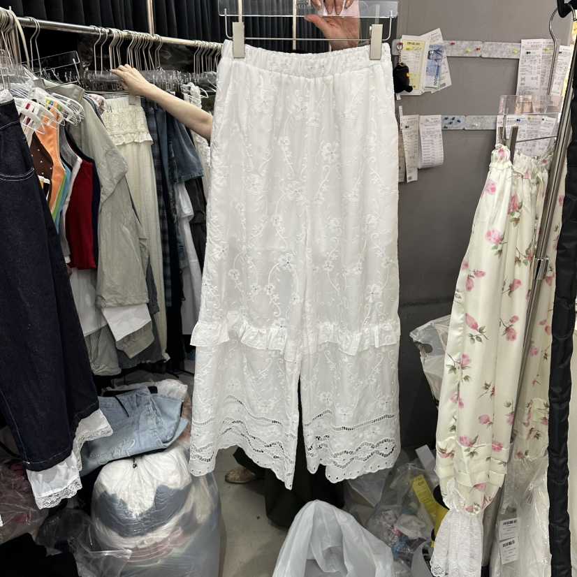 MOMAZU韓國直郵實拍女裝新品26夏季熱賣休閑褲荷葉邊刺繡MOMAZU休閑褲