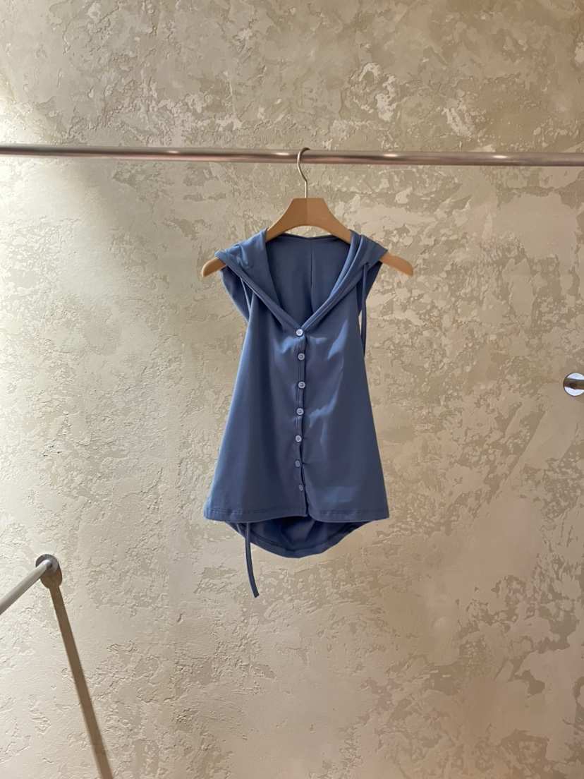 PIN-UP韓國東大門直郵女士新品時尚熱賣吊帶背心露背連帽PIN-UP吊帶/背心