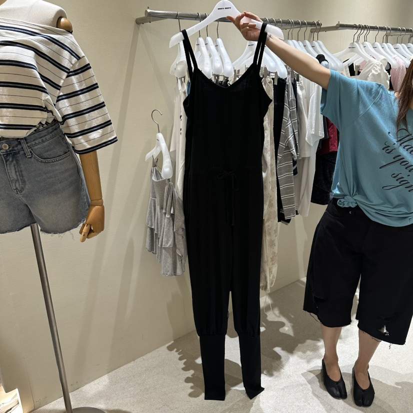 MOREMORE韓國直郵女士新品熱賣推薦人氣休閑26夏季連體褲腿套more more連體褲