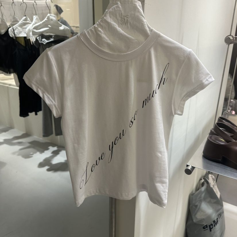 LOVE YOU SO MUCH/MORE THAN YESTERDAY東大門實拍韓國女裝新品26夏季T恤LYSM/MORE THAN YESTERDAYT恤