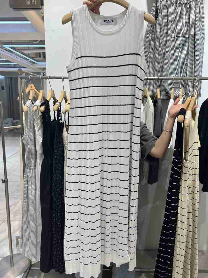 OLA韓國直郵實拍女士新品推薦人氣26夏季休閑熱賣連衣裙OPSmellor/OLA連衣裙