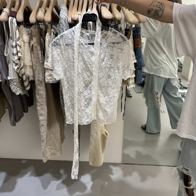 VAULT韓國代購女士新品26夏季時尚休閑襯衫蕾絲衫含繩圍巾VAULT襯衫/蕾絲衫