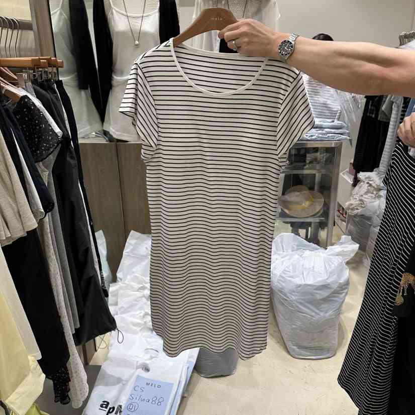 MELO韓國直郵實拍女士新品休閑時尚熱賣26夏季推薦連衣裙MELO連衣裙