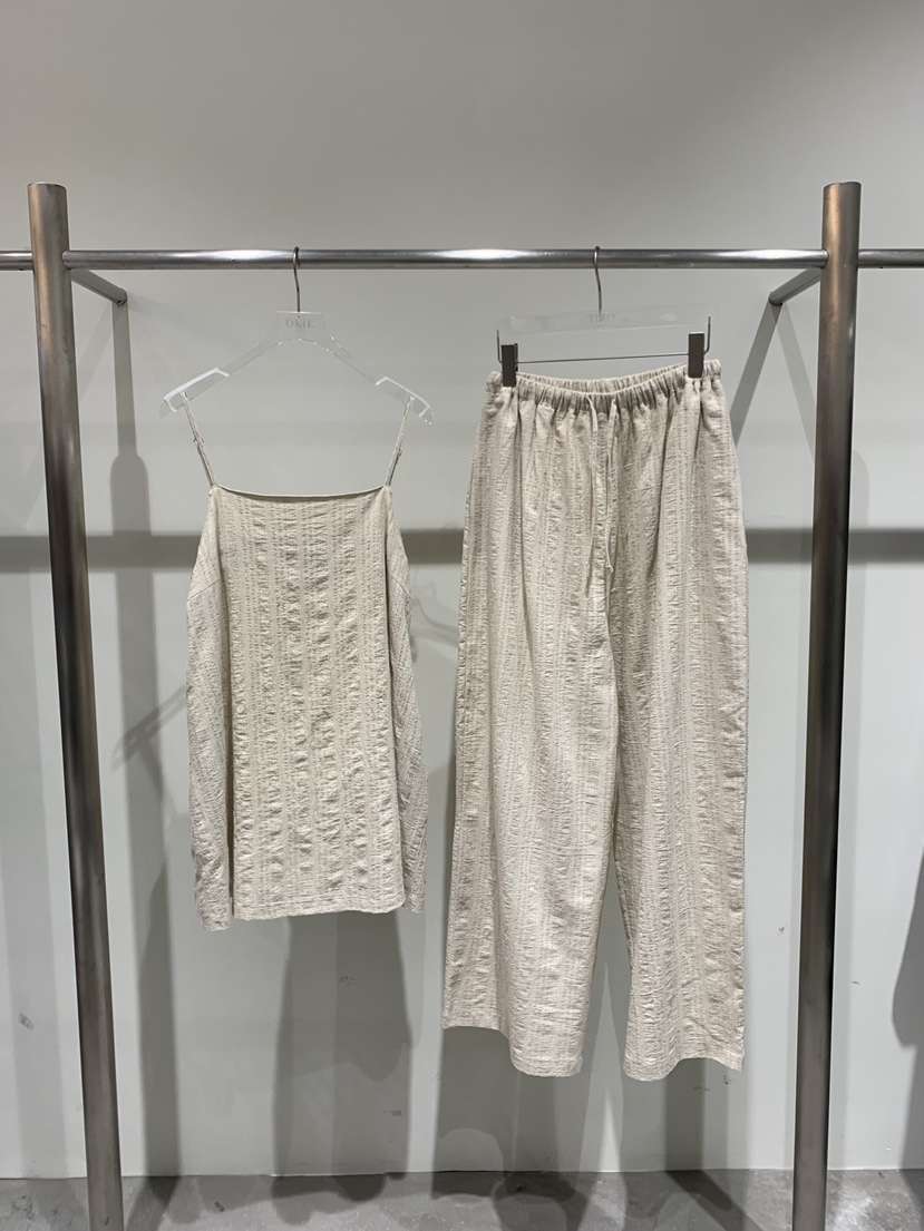 OKIE韓國直郵實拍女裝新品時尚推薦人氣休閑熱賣套裝套裝OKIE套裝
