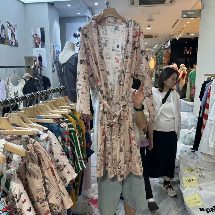 STICK WITH韓國東大門直郵女裝新款人氣襯衫蕾絲衫含腰帶STICK WITH襯衫/蕾絲衫