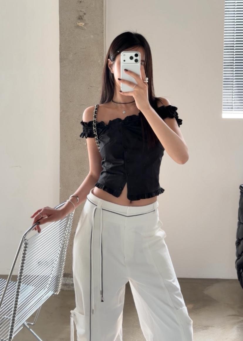 OKIE韓國直郵女士新款職業時尚熱賣人氣襯衫蕾絲衫荷葉邊OKIE襯衫/蕾絲衫
