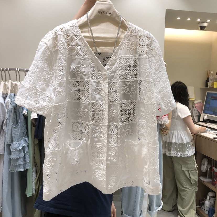 BY FLOW東大門直郵女裝新款人氣熱賣襯衫蕾絲衫不含內搭BY FLOW襯衫/蕾絲衫
