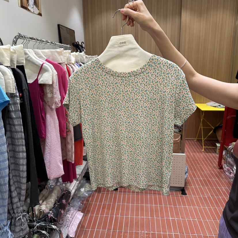 EEE韓國直郵實拍女士新品時尚推薦26夏季熱賣人氣休閑T恤EEET恤