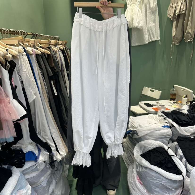 ROMANTIC NEWYORK東大門實拍女裝新品時尚真品休閑褲蕾絲ROMANTIC NEWYORK休閑褲